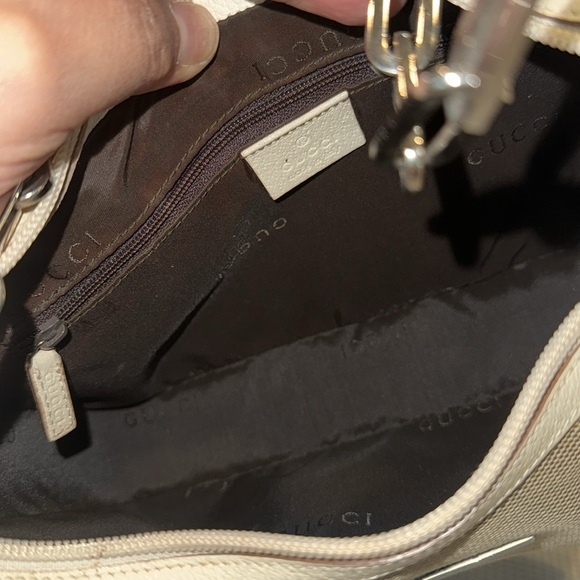 Authentic Gucci hobo bag with chained strap - Picture 8 of 14